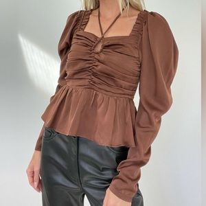 NWT ruby ruched top by six/fifty